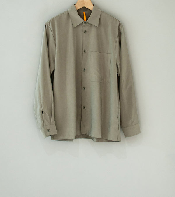 MAN-TLE 'R16 Shirt 4' (Smoke Silk)