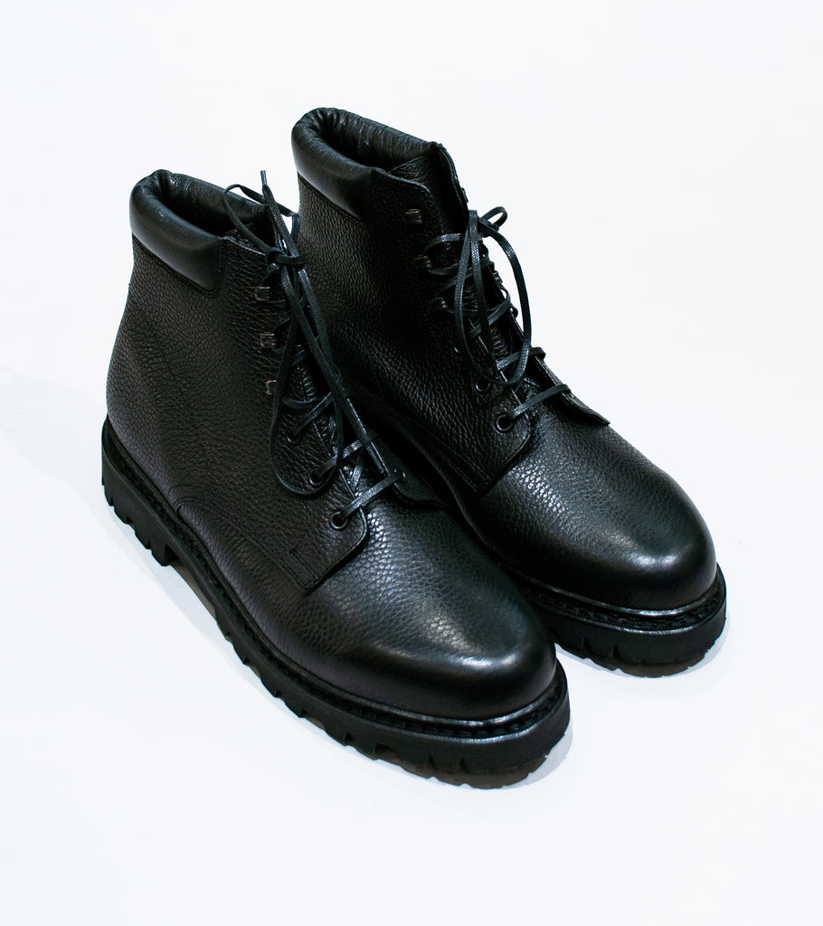 Arpenteur 'Paraboot Bergy Boots' (Black Grained Calf Leather) – C