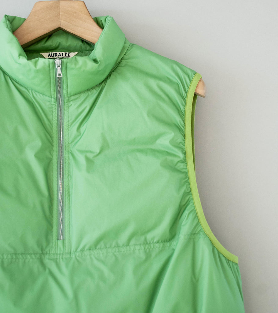 Auralee 'Super Light Nylon Ripstop Down P/O Vest' (Light Green