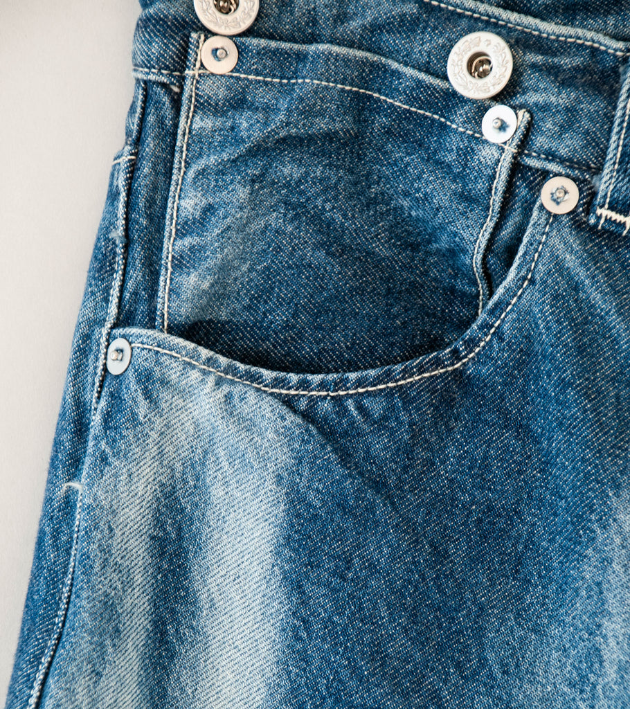 Niceness 'D.SHARKY Distressed Denim Twist Jeans' (Indigo) – C'H'C'M'