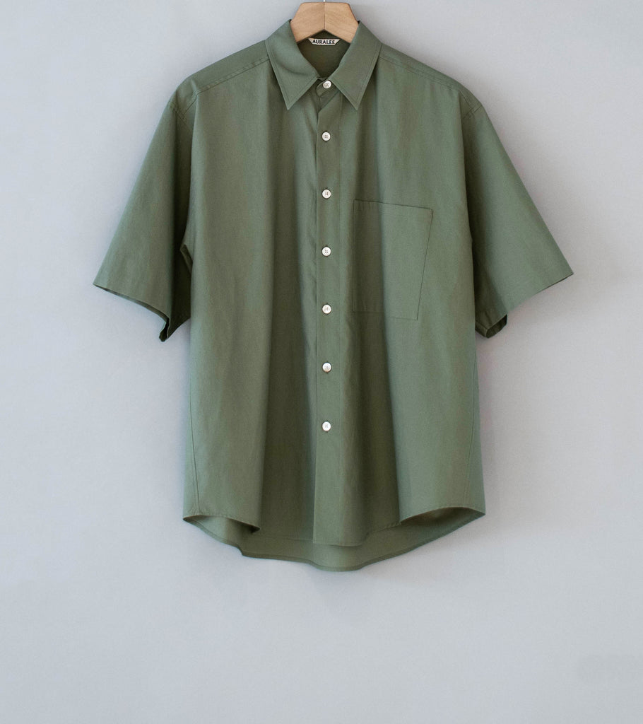 Auralee 'Washed Finx Twill Big Half Sleeved Shirt' (Olive) – C'H'C'M'