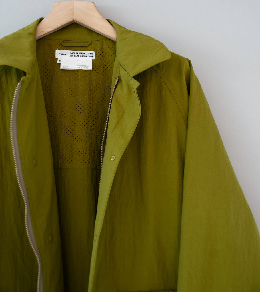 Yaeca 'Short Zip Coat' (Olive) – C'H'C'M'