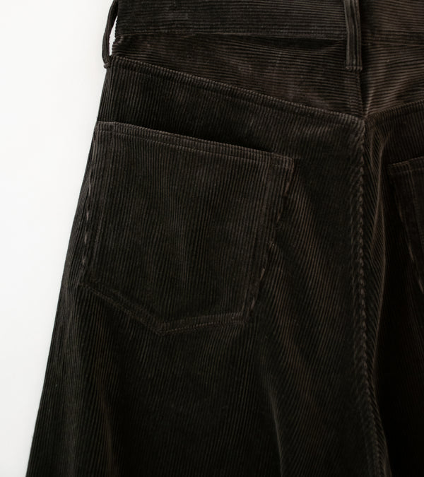 Yoko Sakamoto '5 Pocket Baggy Pants' (Brown)