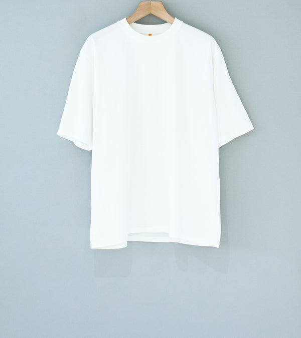 MAN-TLE 'R16 T-Shirt 4' (White)