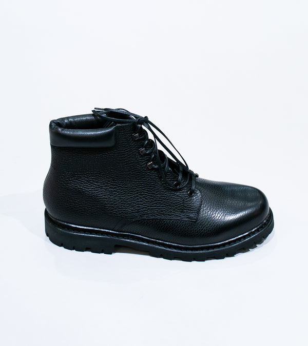 Arpenteur 'Paraboot Bergy Boots' (Black Grained Calf Leather)