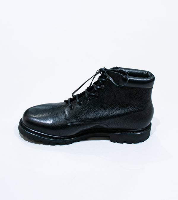 Arpenteur 'Paraboot Bergy Boots' (Black Grained Calf Leather)