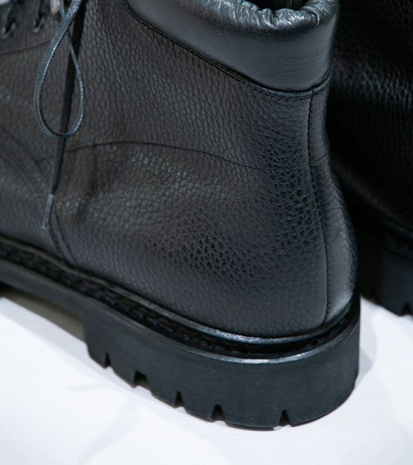 Arpenteur 'Paraboot Bergy Boots' (Black Grained Calf Leather)