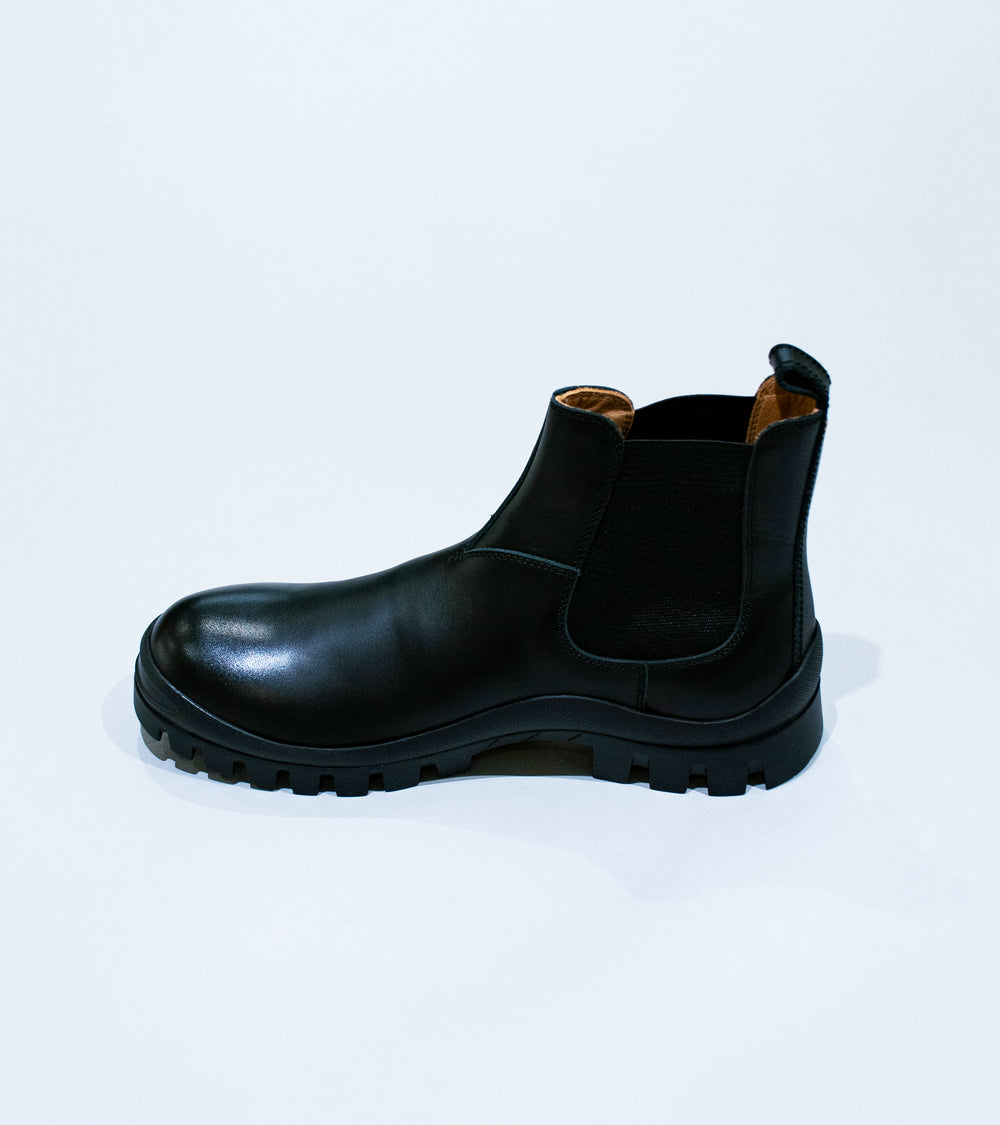 Hender Scheme 'Side Gore #2146 Boots' (Black)