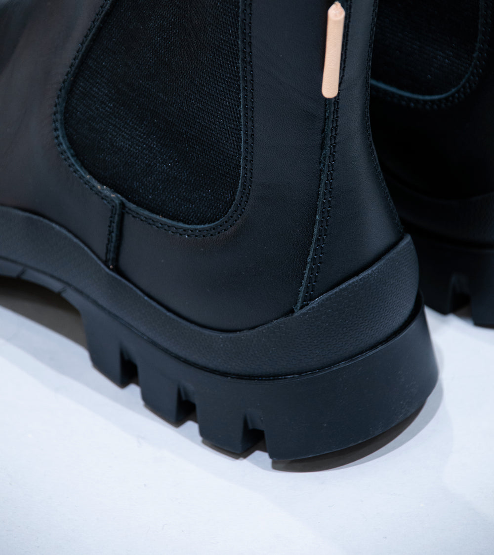 Hender Scheme 'Side Gore #2146 Boots' (Black)