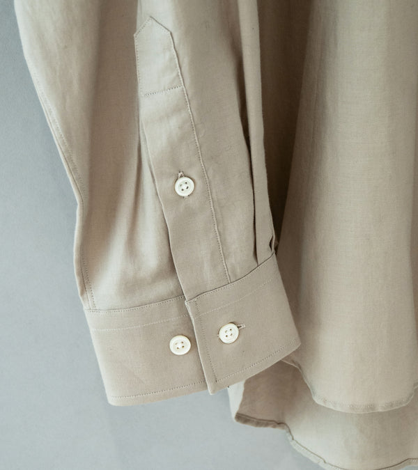 Stein 'Cotton Silk Oversized Regular Collar Shirt' (Greige)