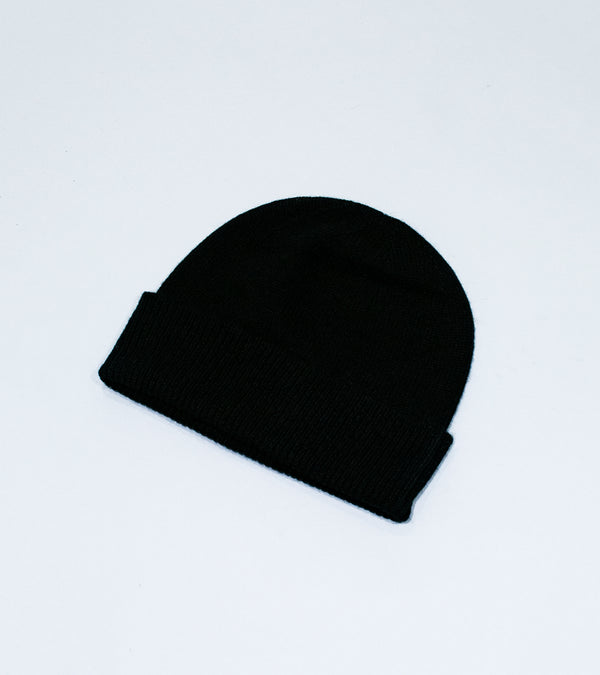 Margaret Howell 'Fine Gauge Beanie' (Black Cashmere)