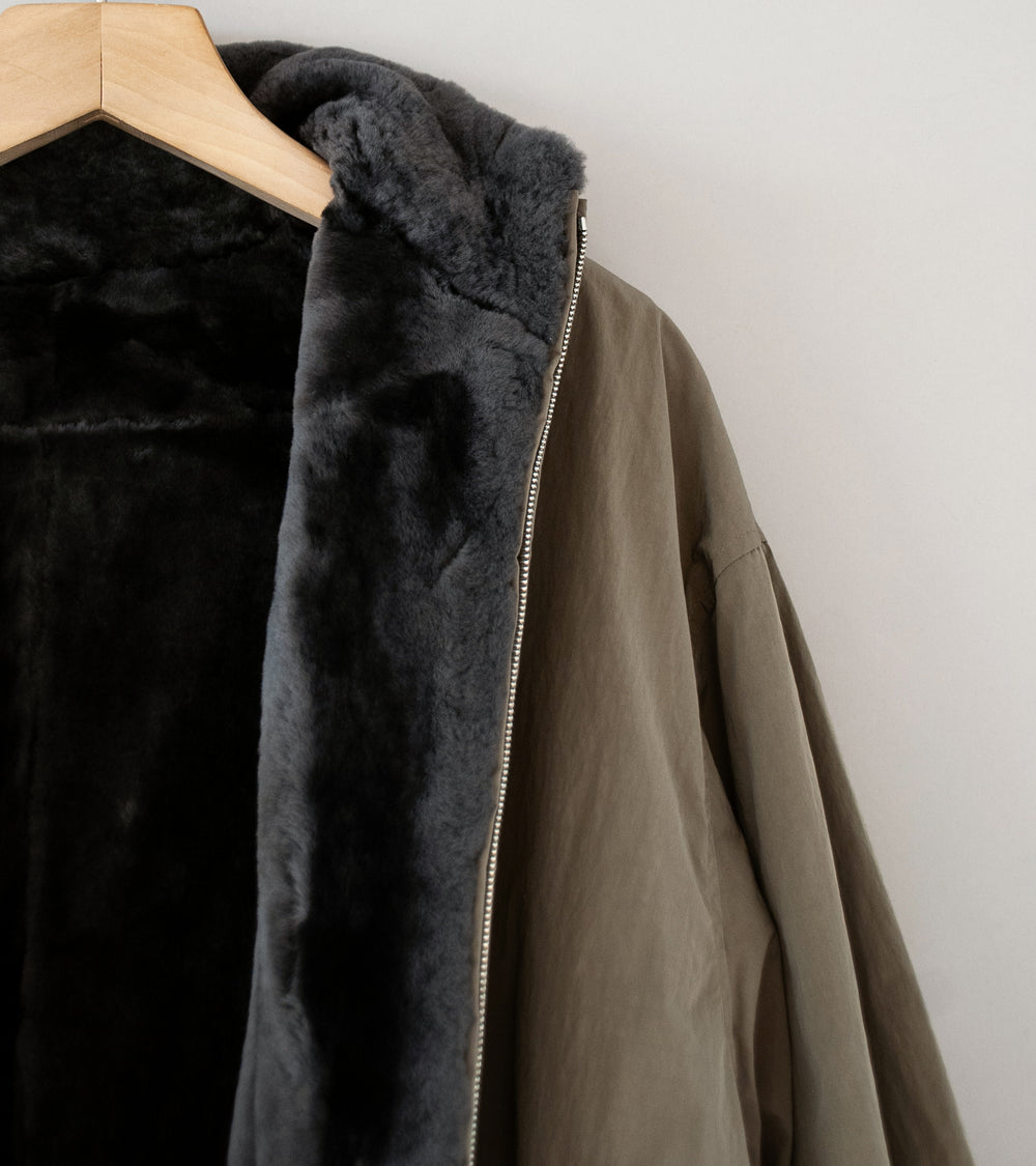 Stein 'Mouton Inner Reversible Padded Jacket' (Taupe / Grey Khaki)