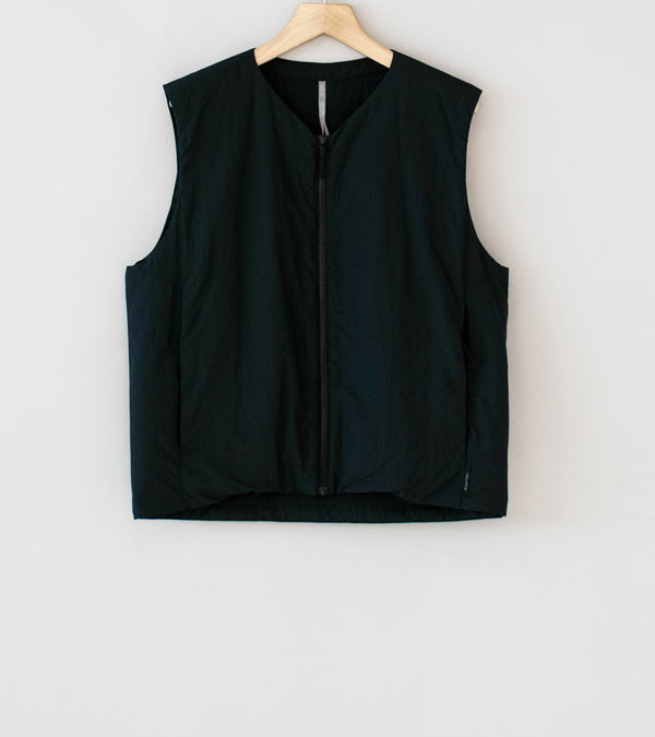 Veilance 'Naroda Insulated Vest' (Black)