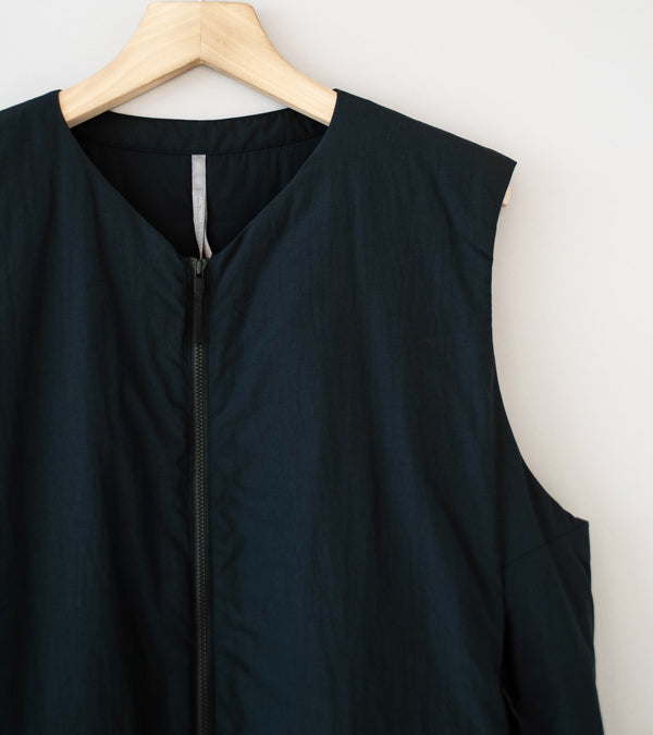 Veilance 'Naroda Insulated Vest' (Black)