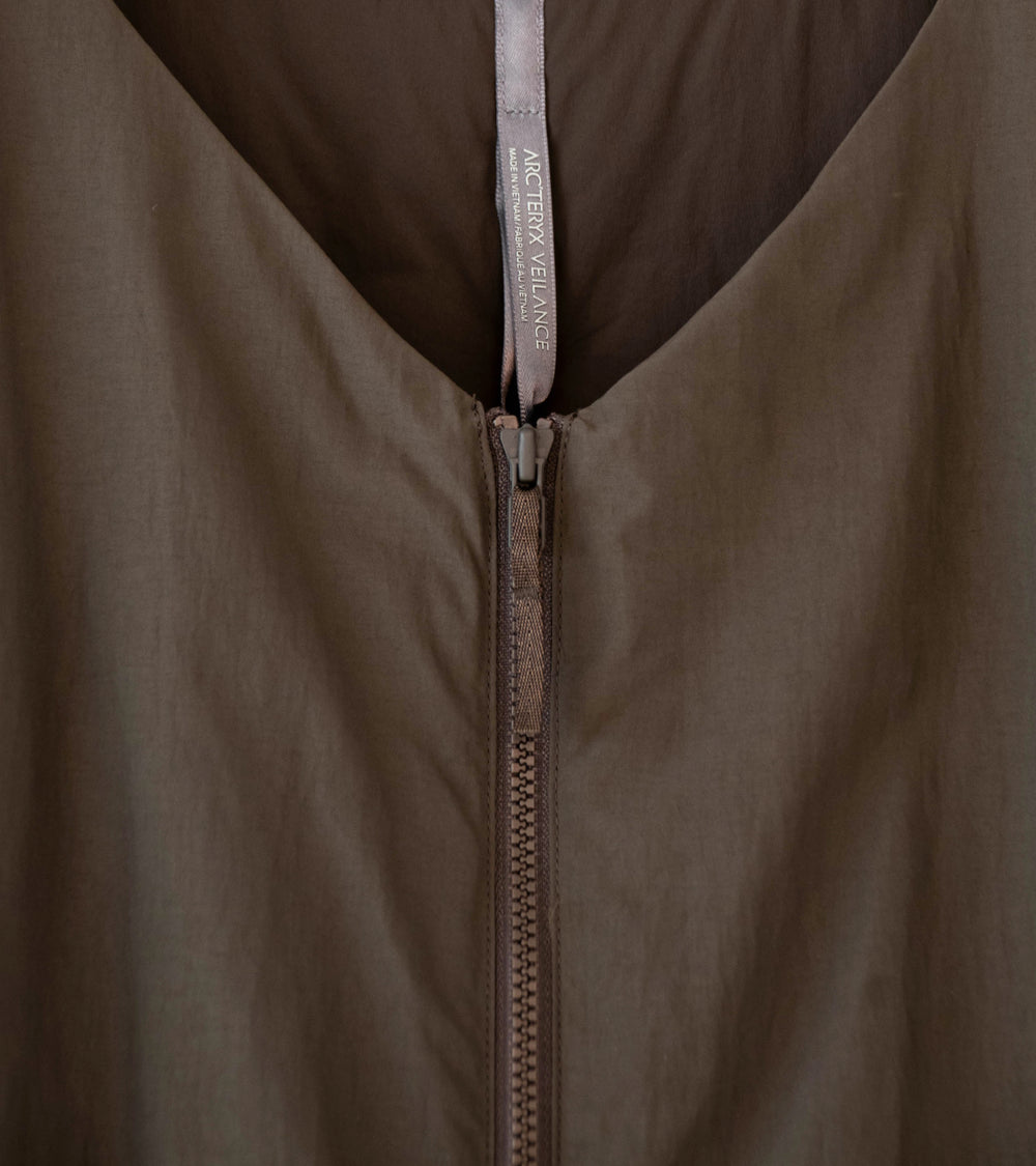Veilance 'Naroda Insulated Vest' (Sable)