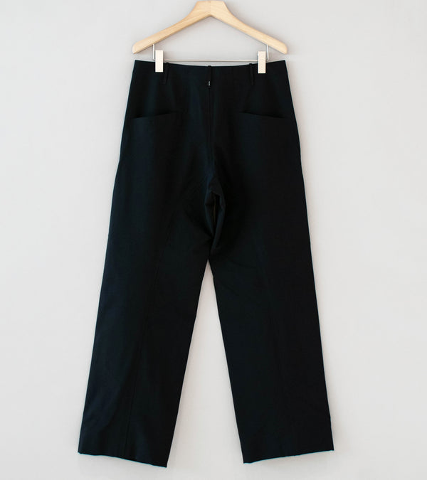 Veilance 'Corbel Pant' (Black)