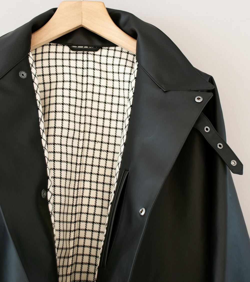 HEUGN 'Dan Coat' (Black)