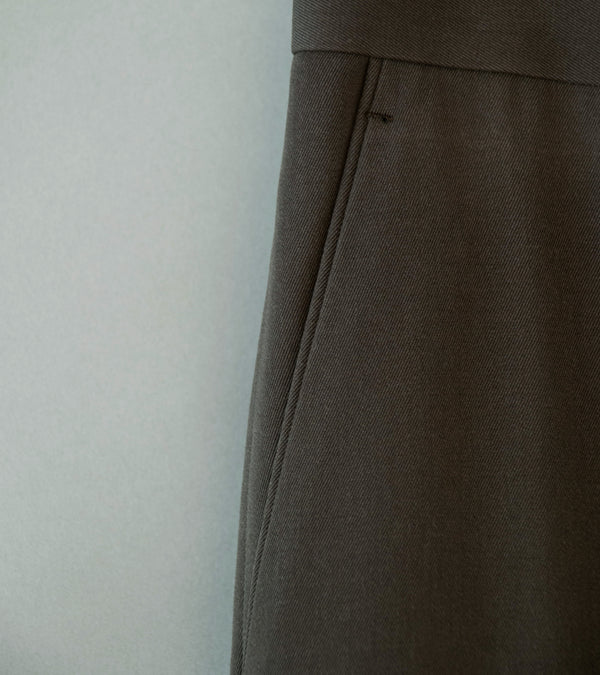 Auralee 'Light Wool Max Gabardine Slacks' (Dark Brown)