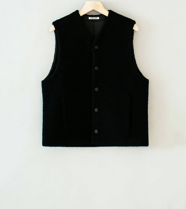 Auralee 'Merino Mouton Vest' (Black)