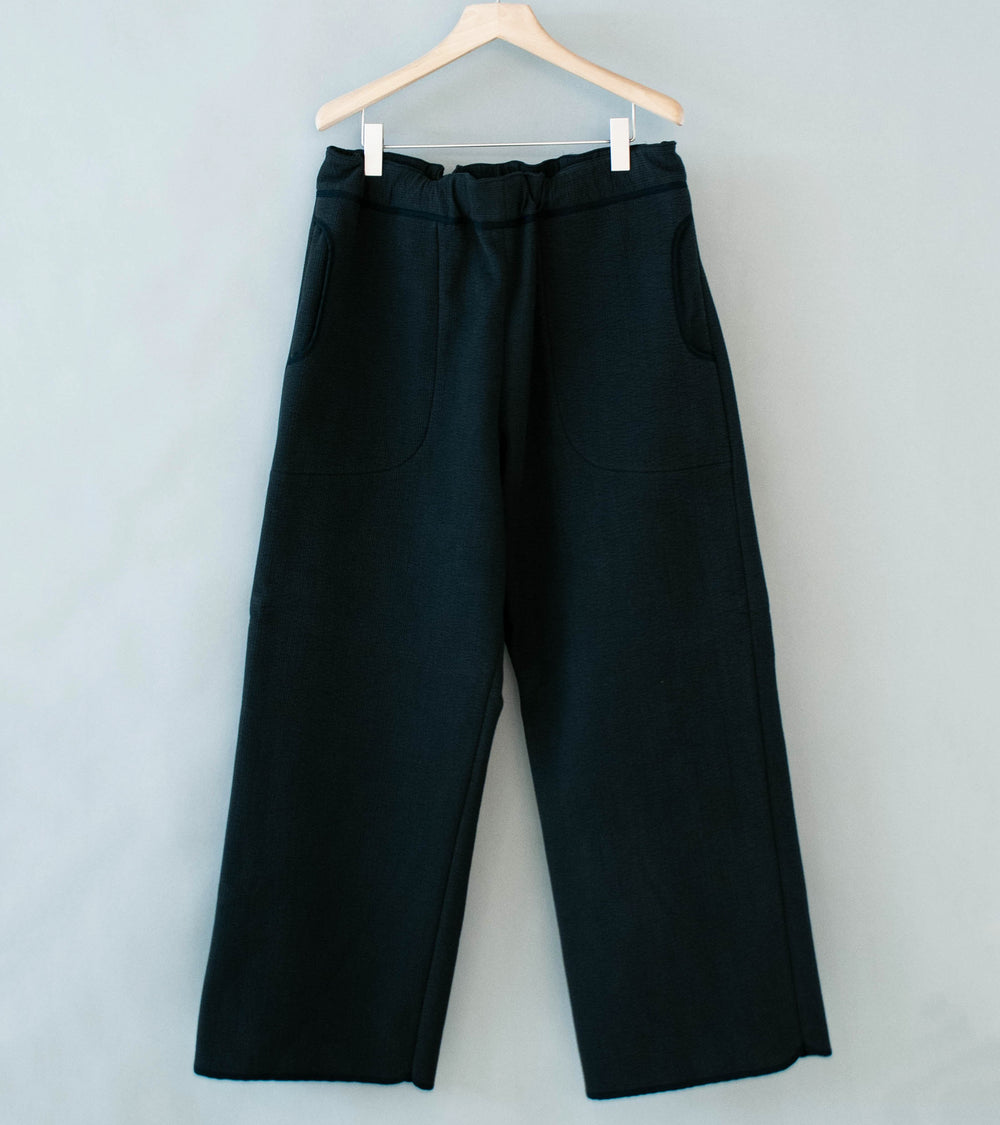 MAN-TLE 'R21 O5 Solid Pants' (Black Ash Nubi)