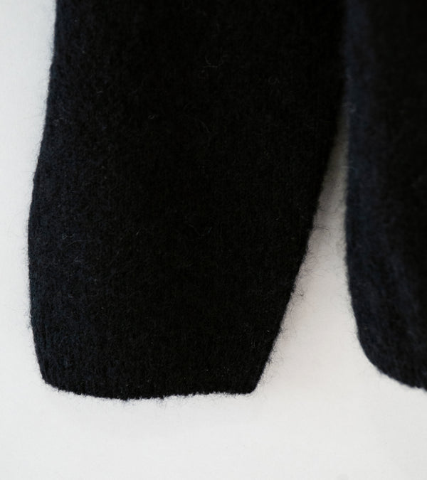 YLÈVE 'Fairy Alpaca Knit P/O' (Black)