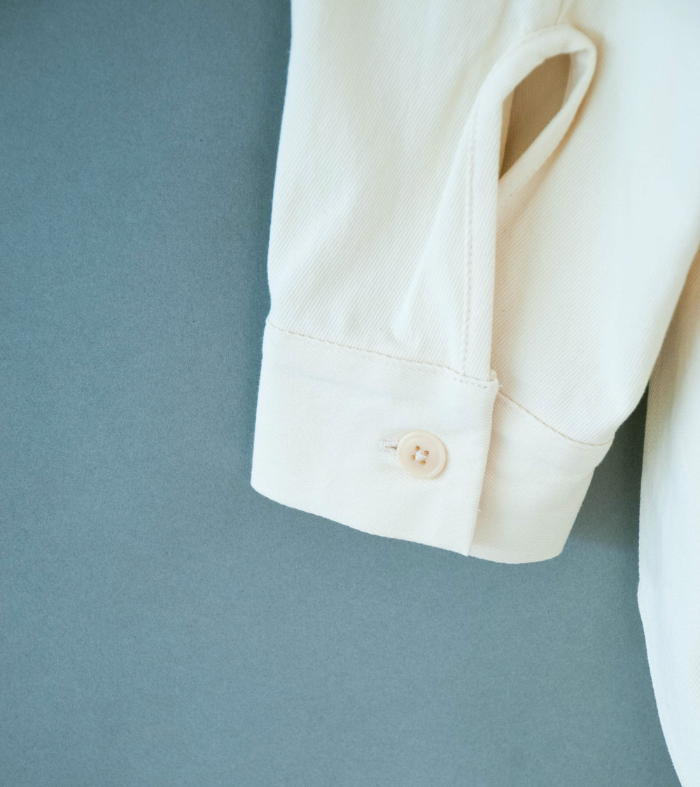 MAN-TLE 'R21 S2 Pullover Shirt' (Unbleached Tricotine)