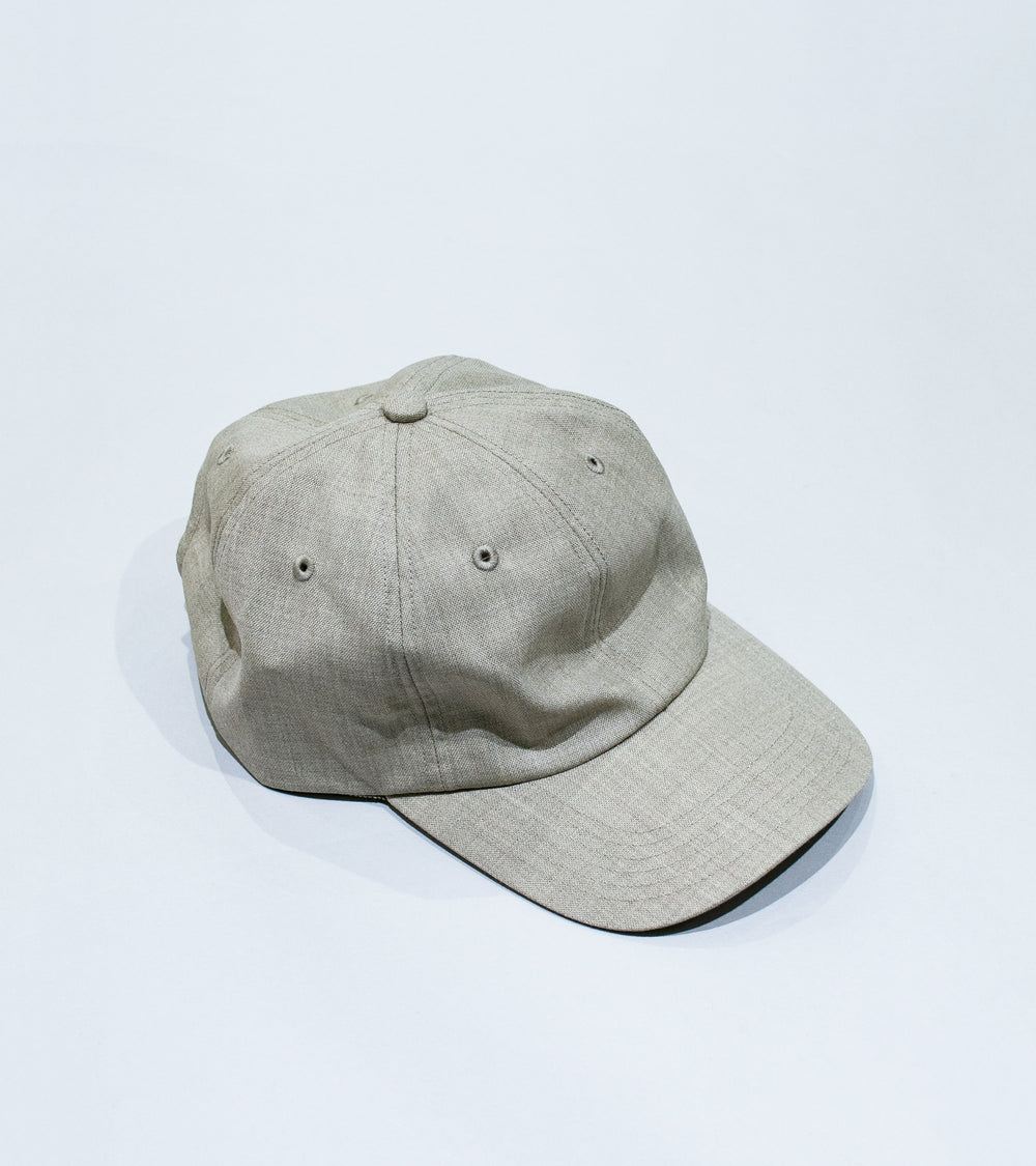 YLÈVE 'Tropical Wool Cap' (Top Beige)