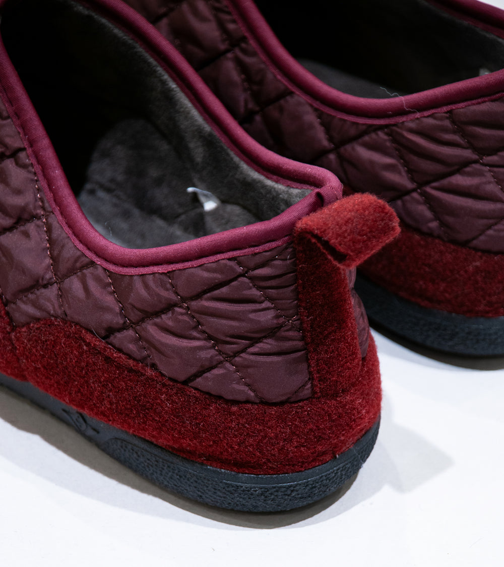 Gurus 'Valencia Shoe' (Burgundy)