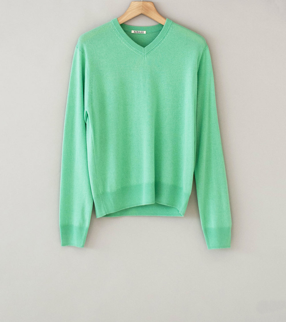 Auralee 'Super Fine Cashmere Silk Knit V-Neck P/O' (Mint Green)
