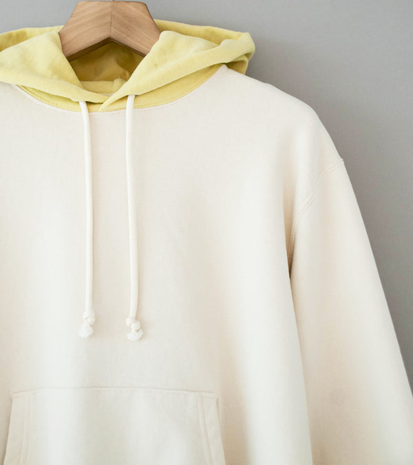Auralee 'Smooth Soft BD Sweat P/O Parka' (Smoky White / Light Yellow)