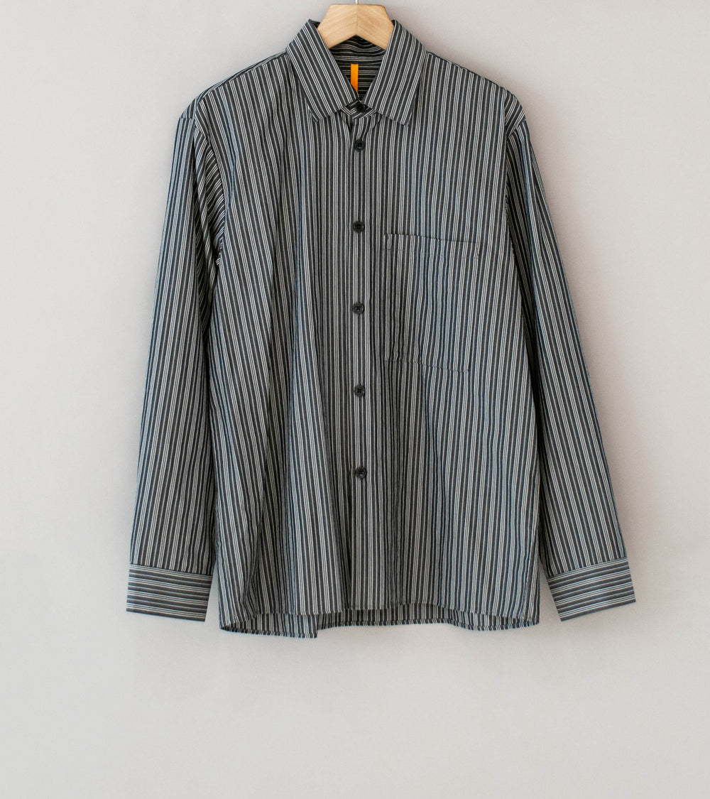 MAN-TLE 'R20 S4 OD Shirt' (Monotone Plot)