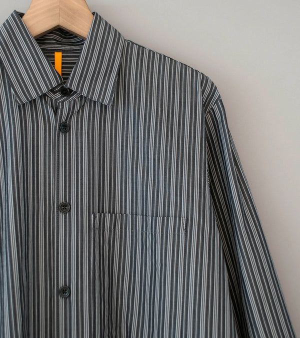 MAN-TLE 'R20 S4 OD Shirt' (Monotone Plot)