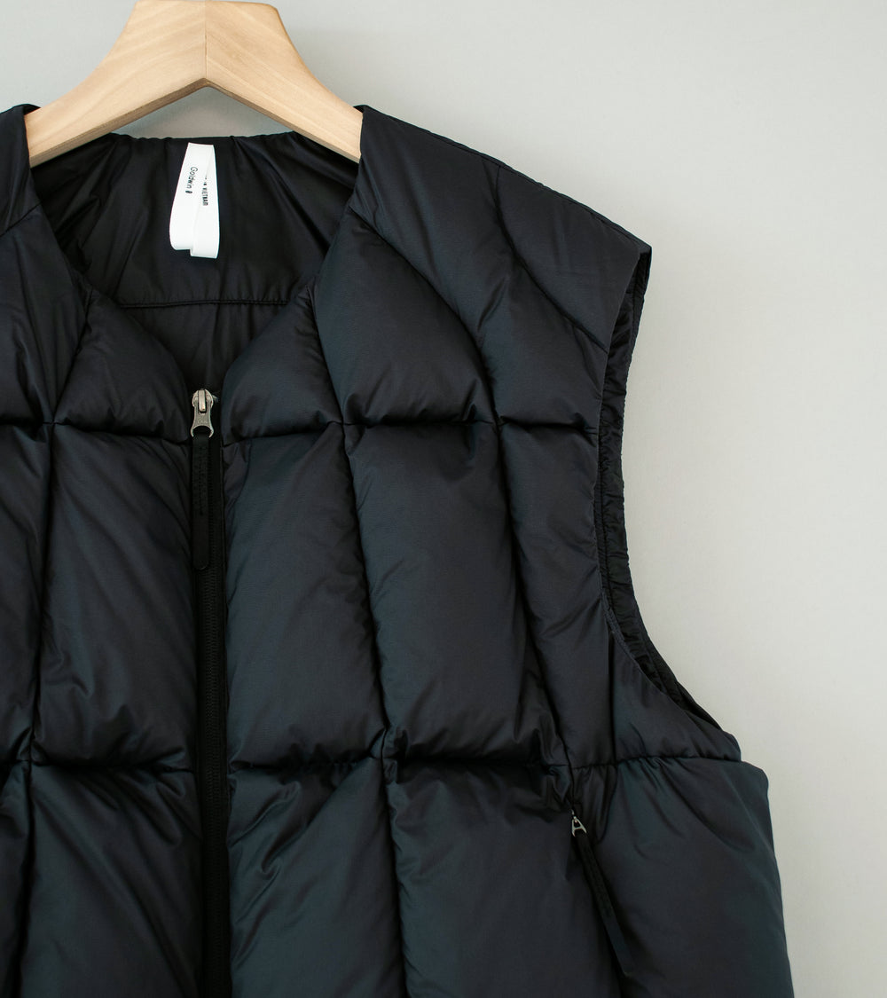 Goldwin 0 'Three Dimensional Down Vest' (Biotite)