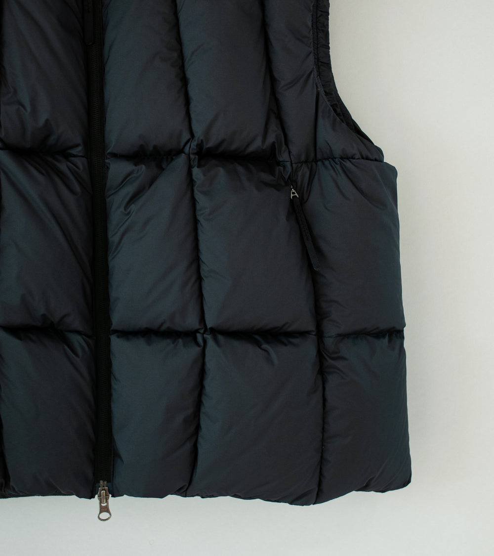 Goldwin 0 'Three Dimensional Down Vest' (Biotite)