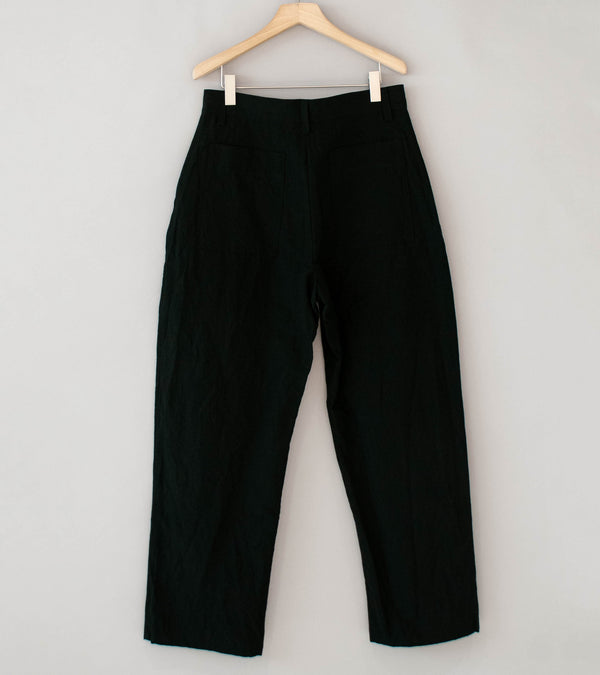 MAN-TLE 'R20 P4 Wide Pants' (Black Linen)