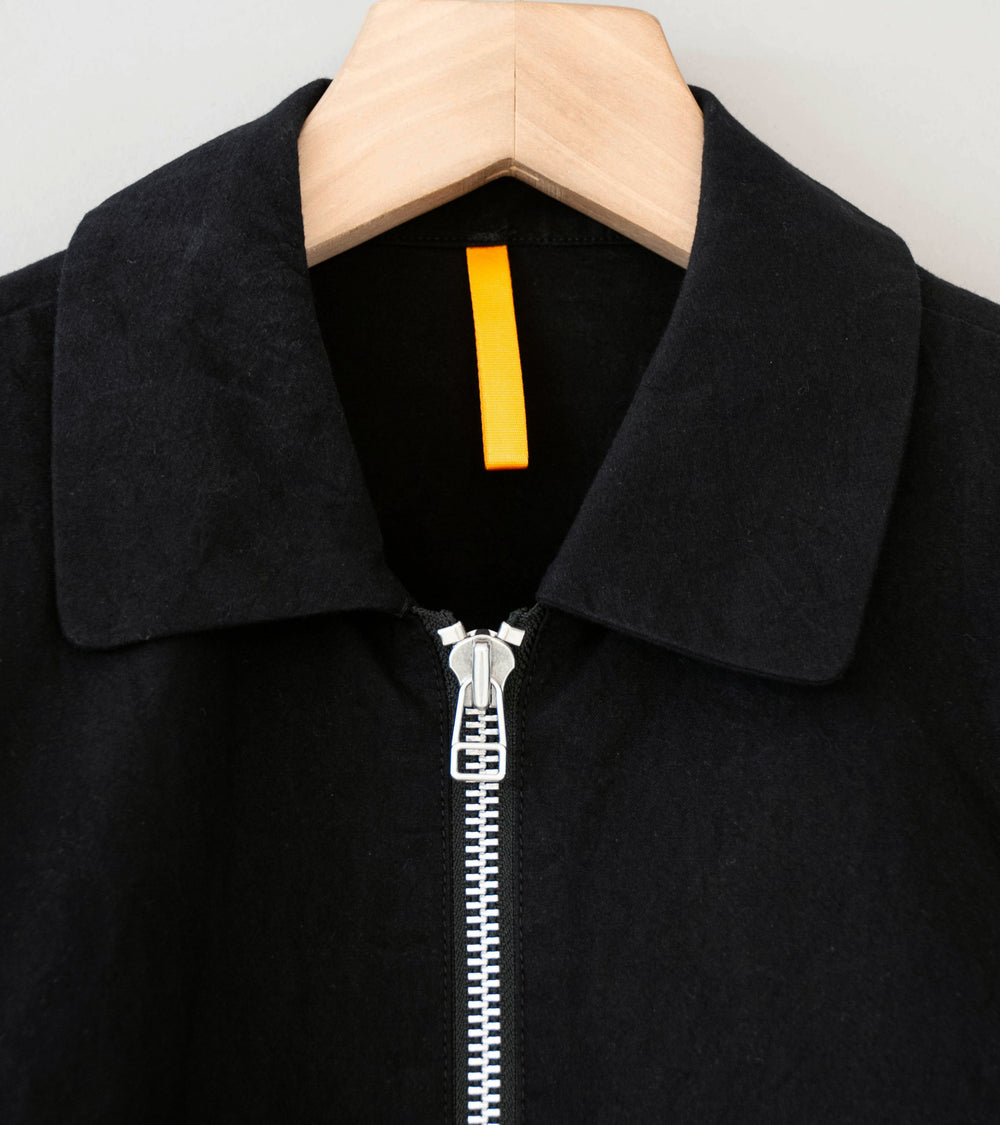 MAN-TLE 'R0 S3 Scoop Shirt' (Black Wax)