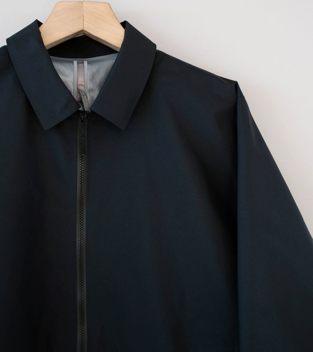 Veilance 'Centroid Jacket' (Black)
