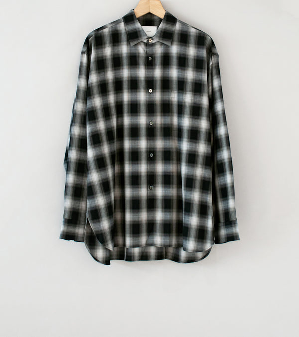 Stein 'Oversized Down Pat Shirt' (Black Ombre)