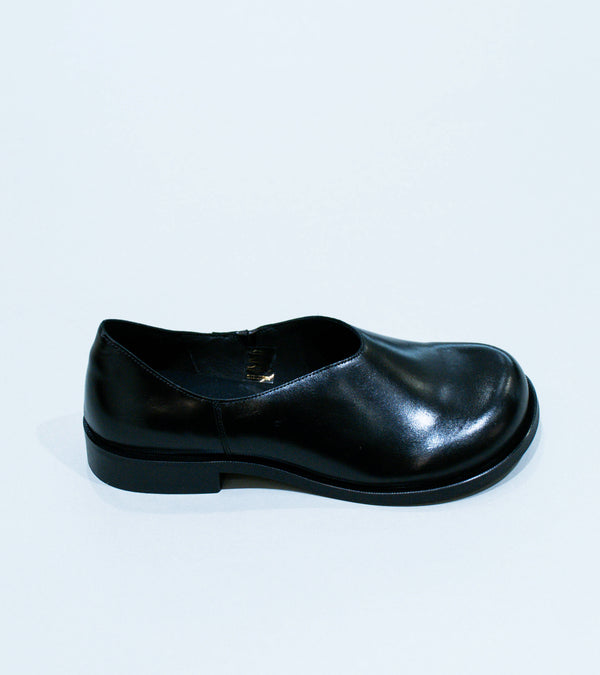 Phileo 'Clog' (Black)