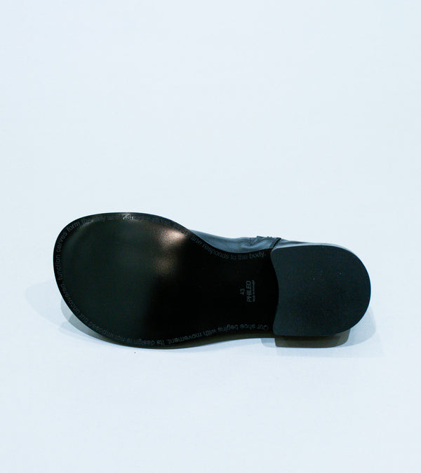 Phileo 'Clog' (Black)