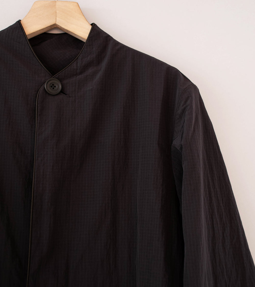 DERRICK 'Metro Coat' (Black Plum Monofilament Nylon Ripstop)