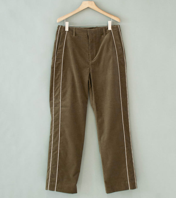DERRICK 'Cord Transit Trouser' (Taupe Italian Pontoglio Corduroy)