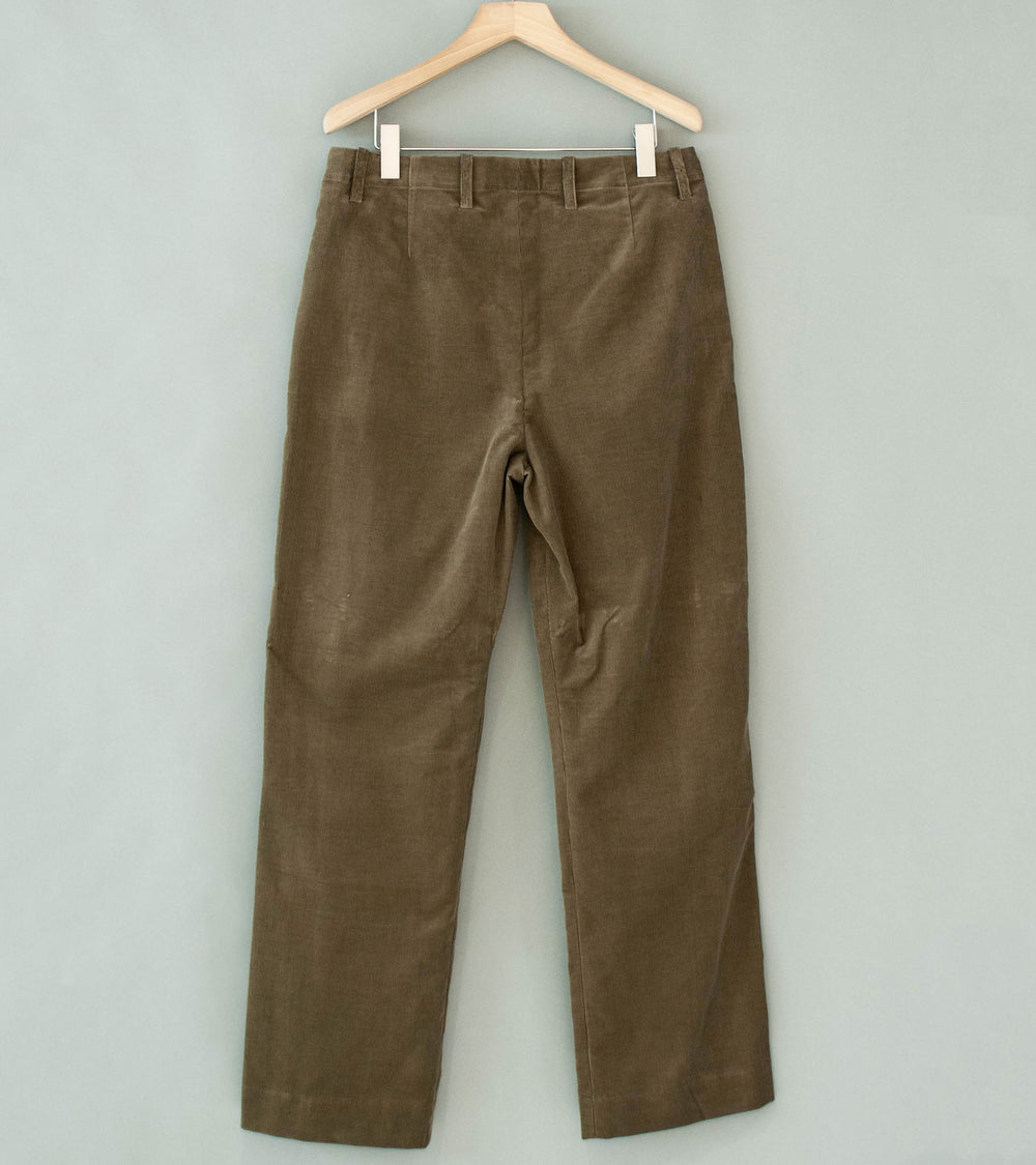 DERRICK 'Cord Transit Trouser' (Taupe Italian Pontoglio Corduroy)