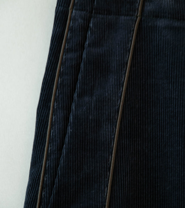 DERRICK 'Cord Transit Trouser' (Ash Black Italian Pontoglio Corduroy)