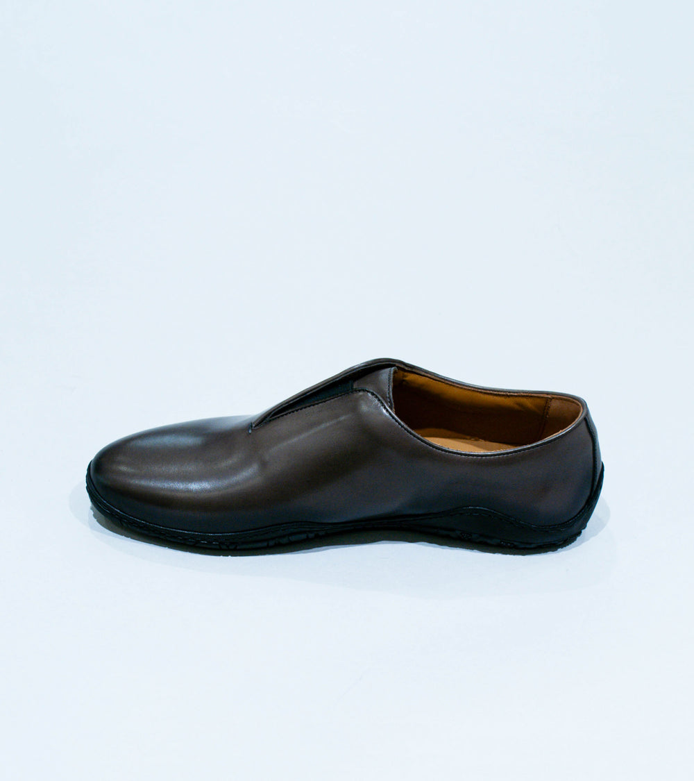 DERRICK 'Oxford Runner' (Taupe Hand Burnished Calf Leather)