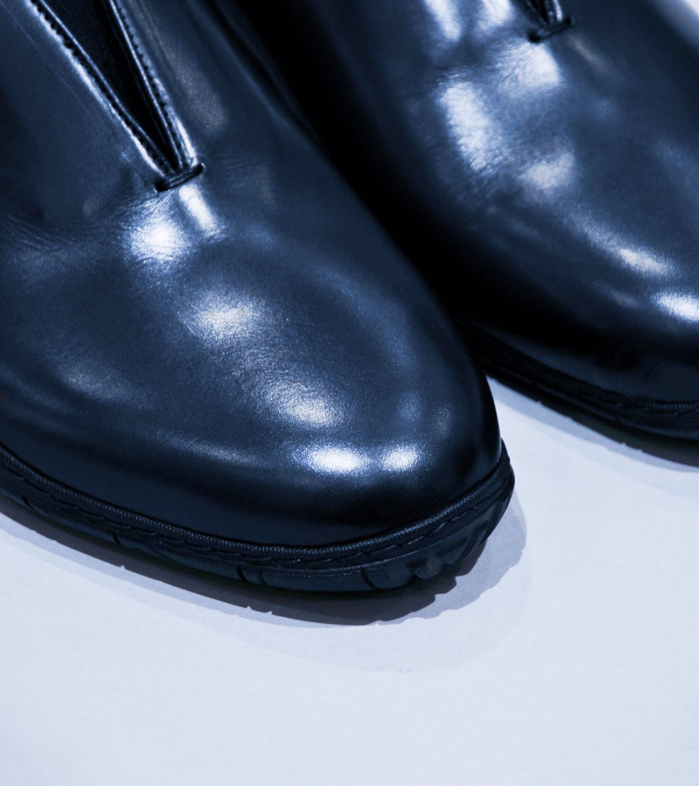 DERRICK 'Oxford Runner' (Midnight Hand Burnished Calf Leather)