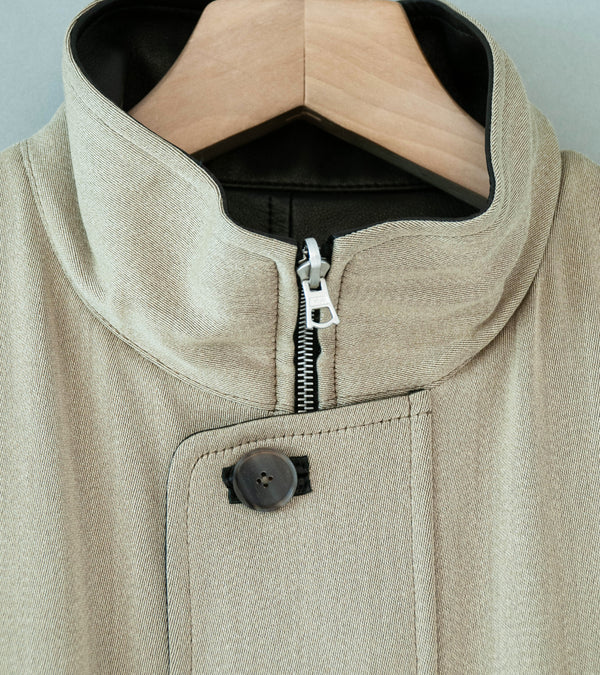 Auralee 'Reversible Wool Twisted Twill Sheep Leather Half Coat' (Khaki Beige Chambray / Black)