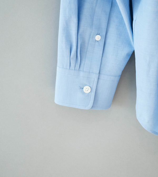 Auralee 'Washed Finx Weather Chambray Shirt' (Light Blue)