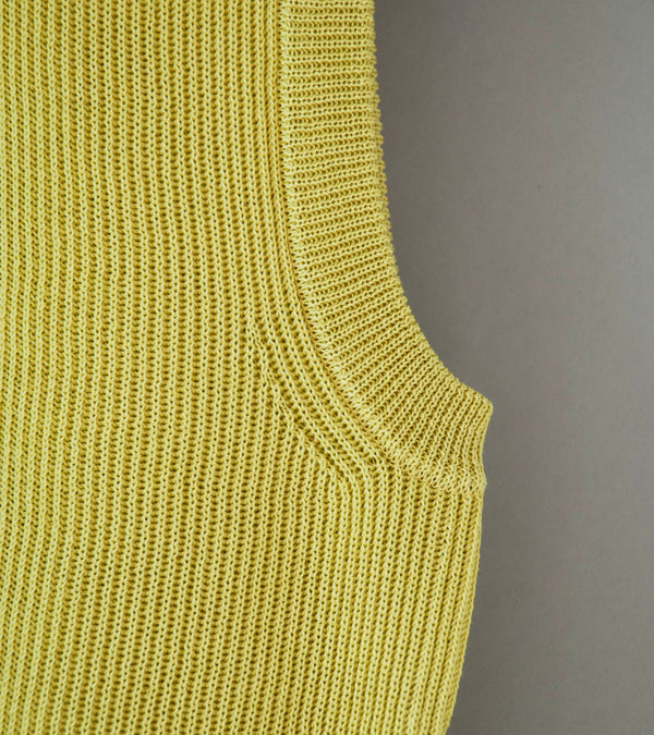 Auralee 'Flat Yarn Rib Knit Vest' (Dusty Yellow) – C'H'C'M'