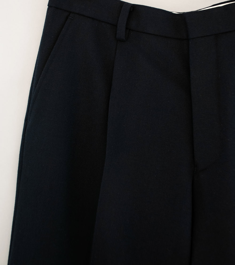 Herill 'Blacksheep Slacks' (Black Navy)